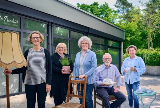 v.l.n.r. Jutta Lindner, Petra Schmidt, Heidi Knorr, Franz Forman, Agnes Hahn-Pautz
